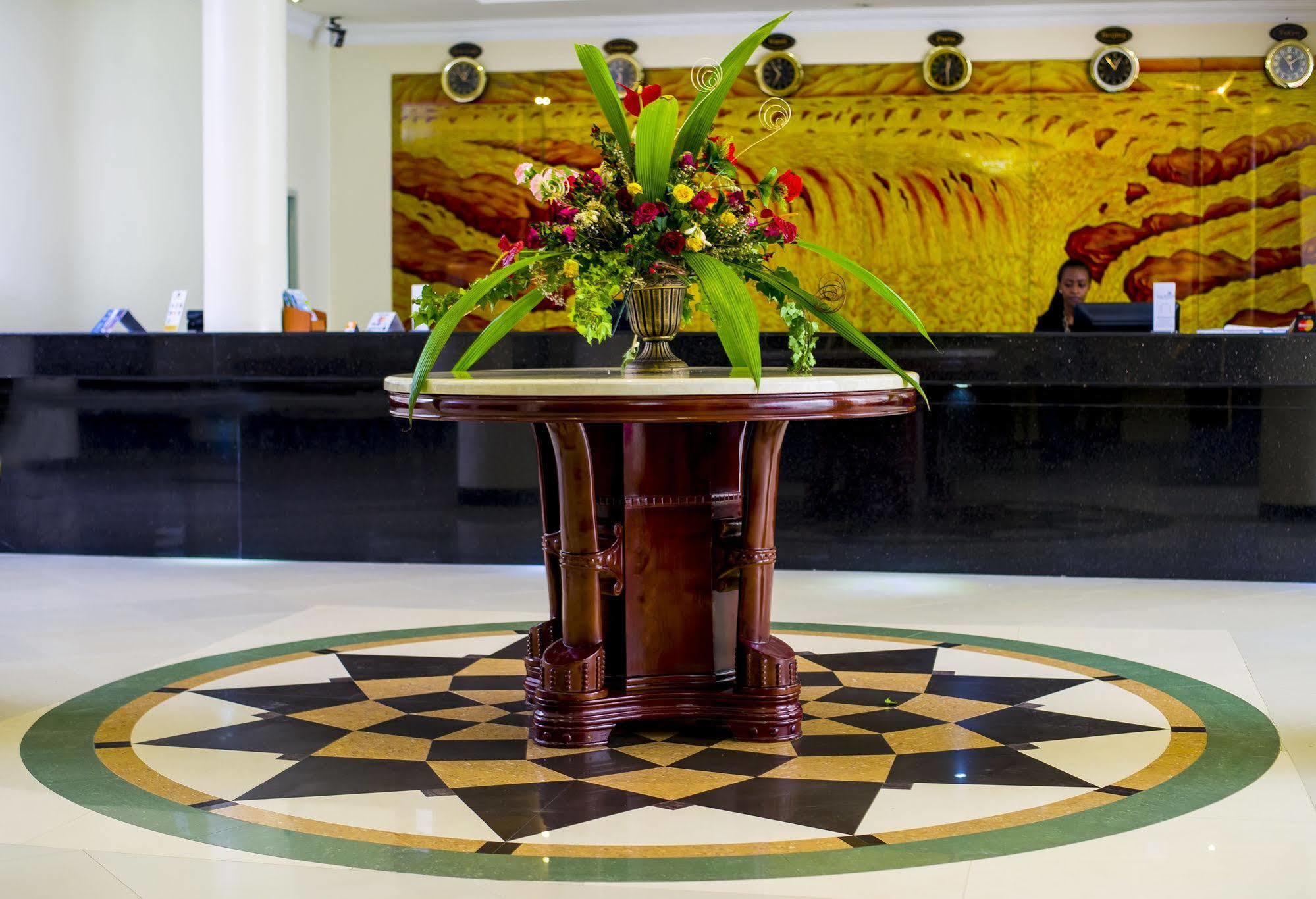 The Manor Hotel Kigali Esterno foto