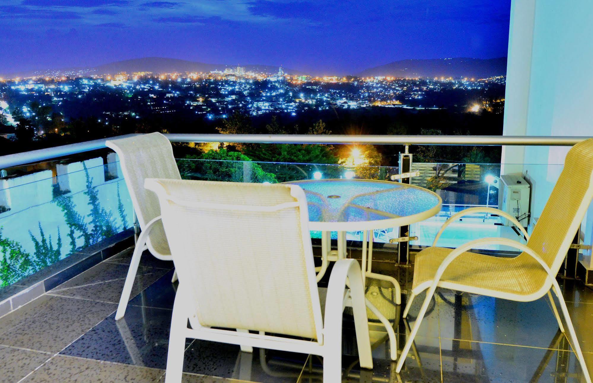The Manor Hotel Kigali Esterno foto