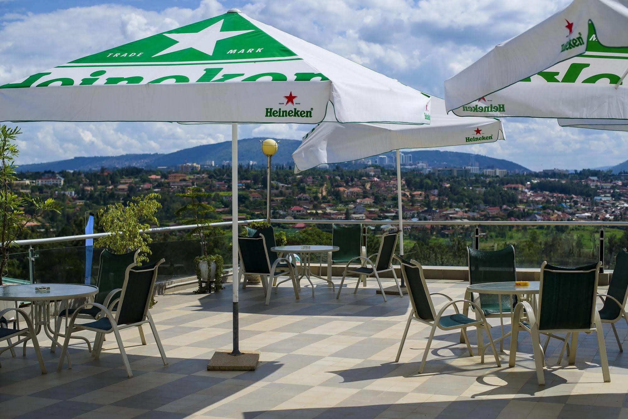 The Manor Hotel Kigali Esterno foto