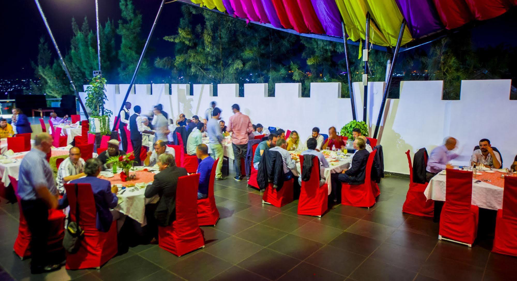 The Manor Hotel Kigali Esterno foto
