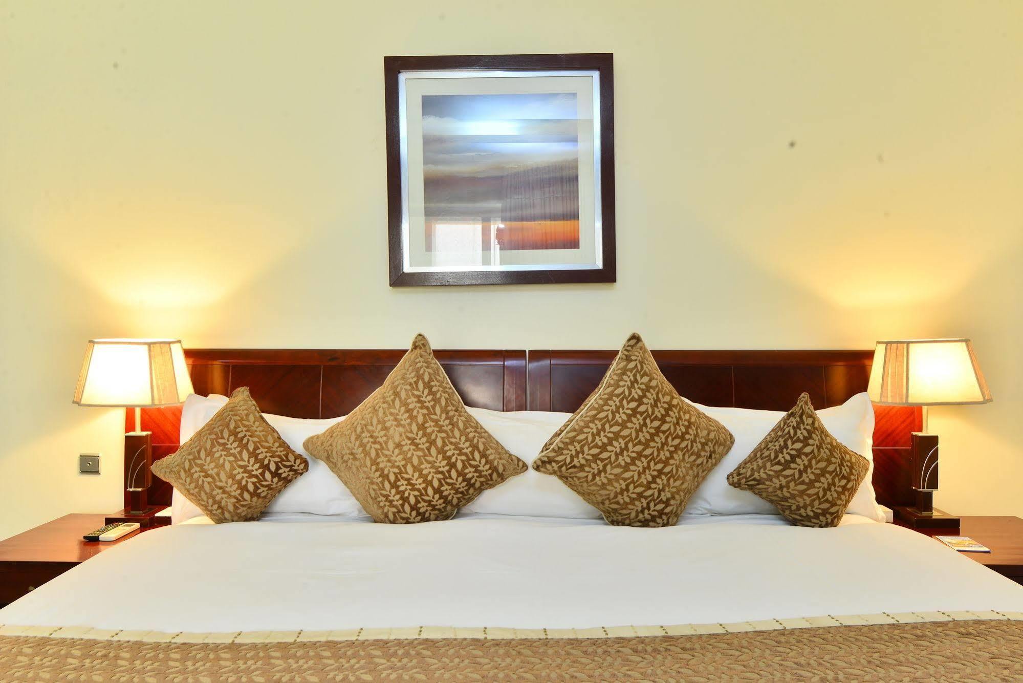 The Manor Hotel Kigali Esterno foto