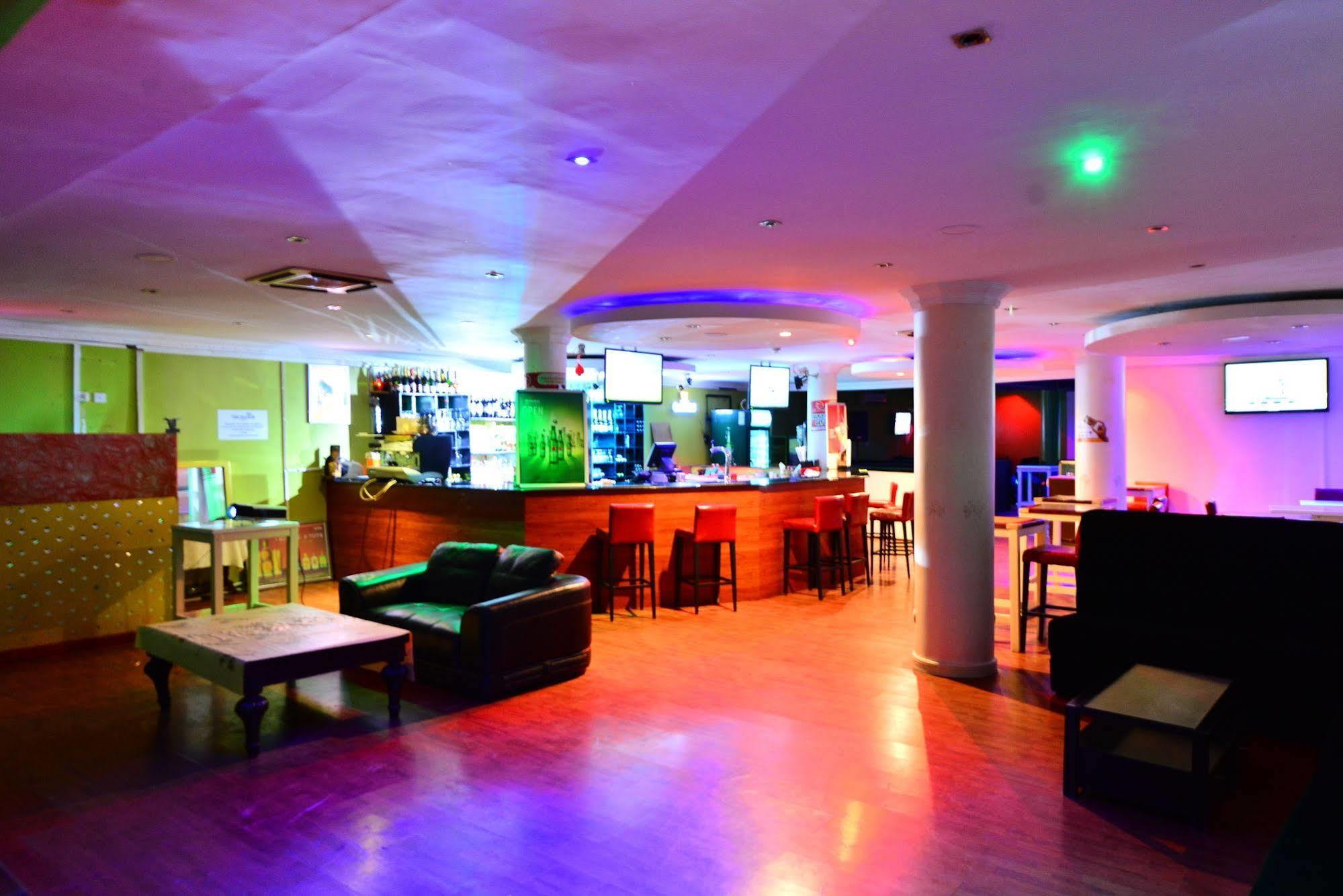 The Manor Hotel Kigali Esterno foto